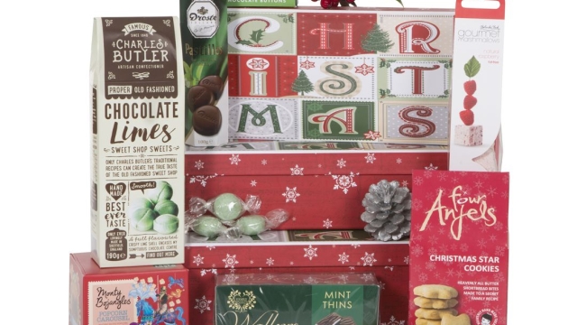 A Festive Feast of Christmas Hampers: Indulgent Delights and Perfect Presents!