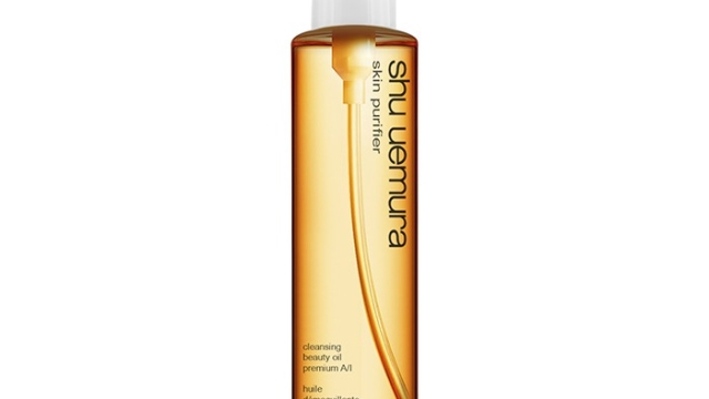 The Secret Weapon of Skincare: Unleashing the Power of Shu Uemura Cleansing Oil