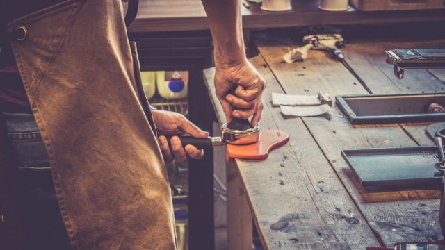 Understanding the Role of Woodworking Contractors in Home Renovation