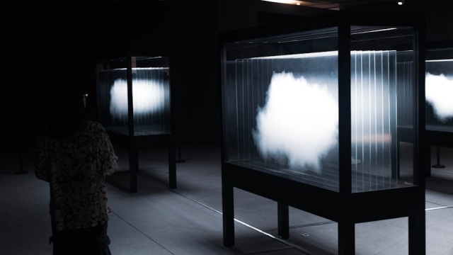 Benefits of Underwater Lighting in Pools